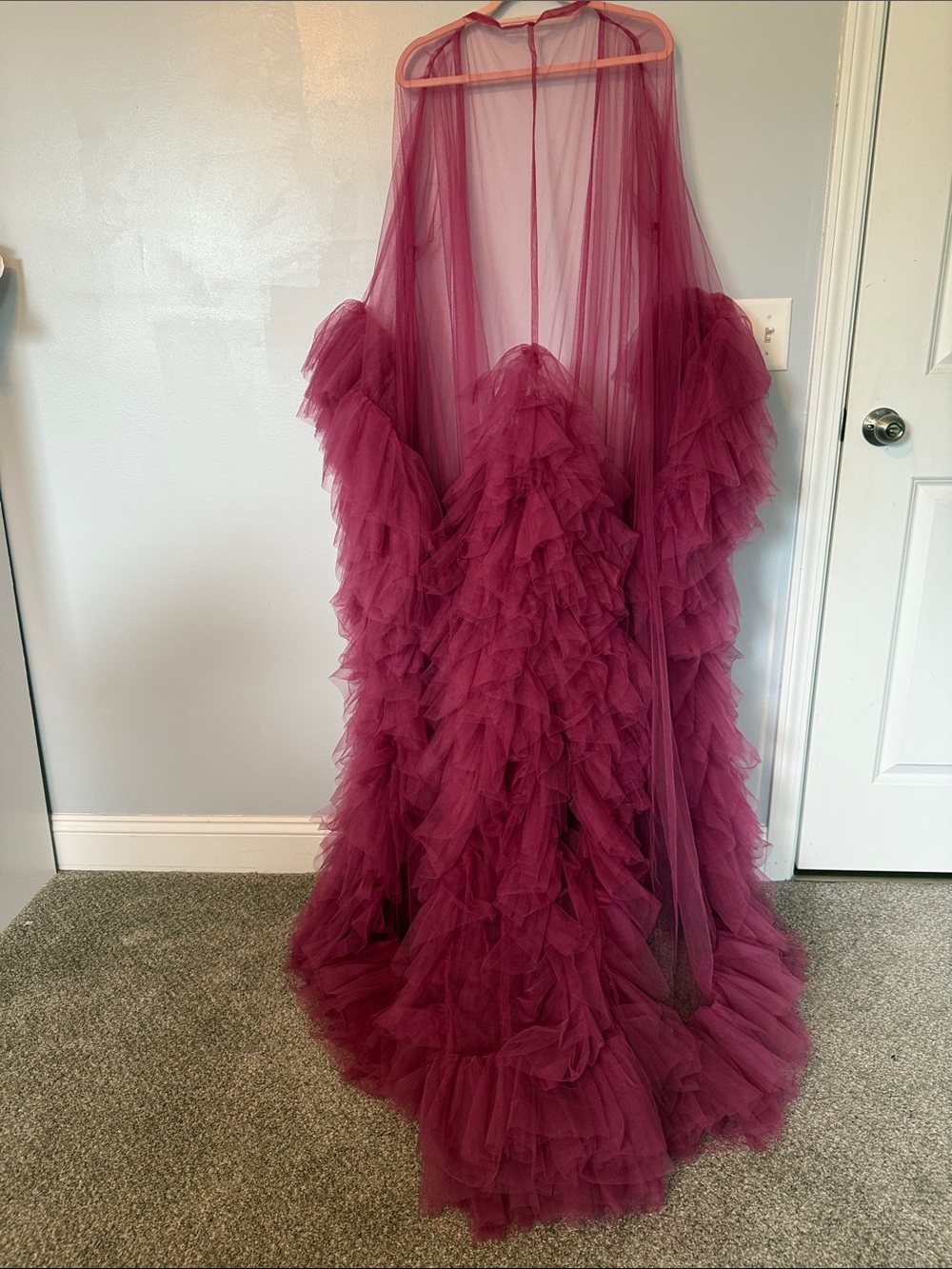 Tulle Maternity Robe for Photo Shoot - Picture 3 of 4